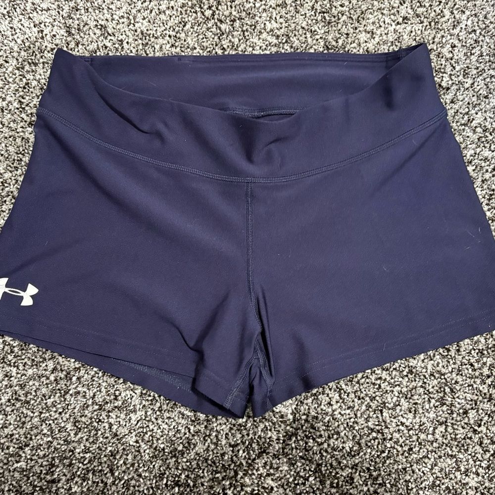 Under Armour Women's Navy athletic Shorts size large